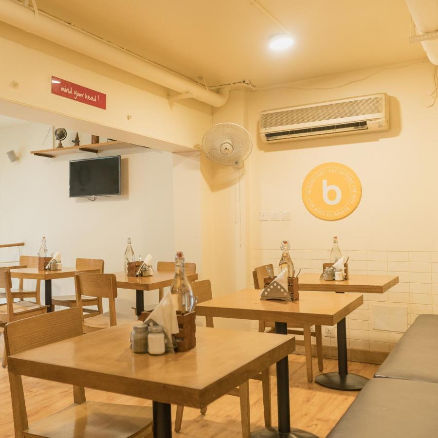 Bloomrooms @ New Delhi Railway Station Esterno foto